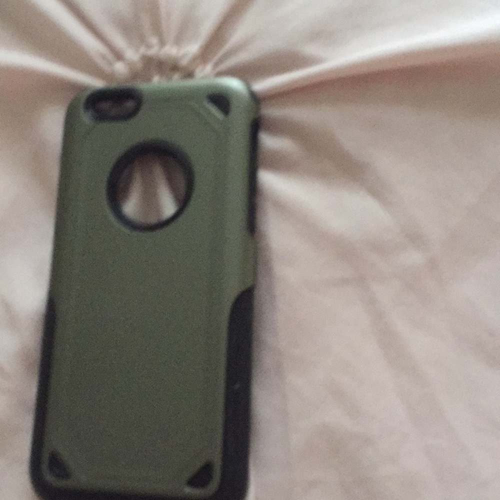 A army green / black iPhone 6 s case